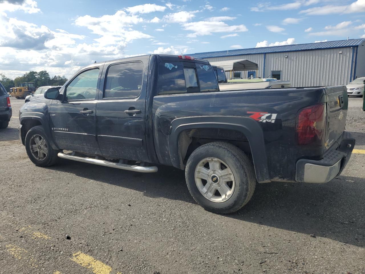 2008 GMC Sierra K2500 Heavy Duty - Фото 2