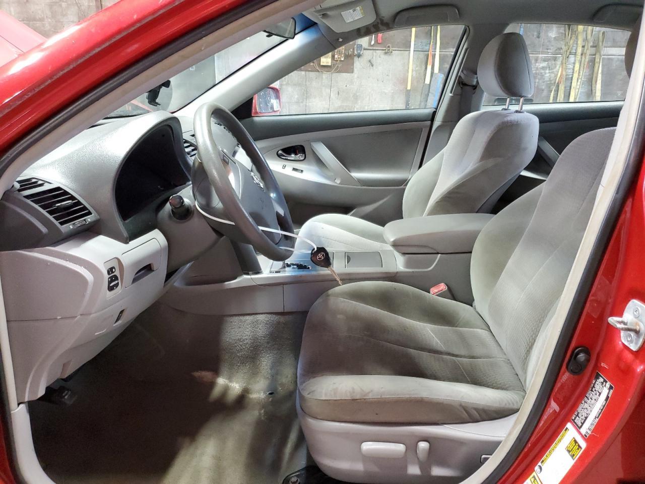 2010 Toyota Camry Base - Фото 7