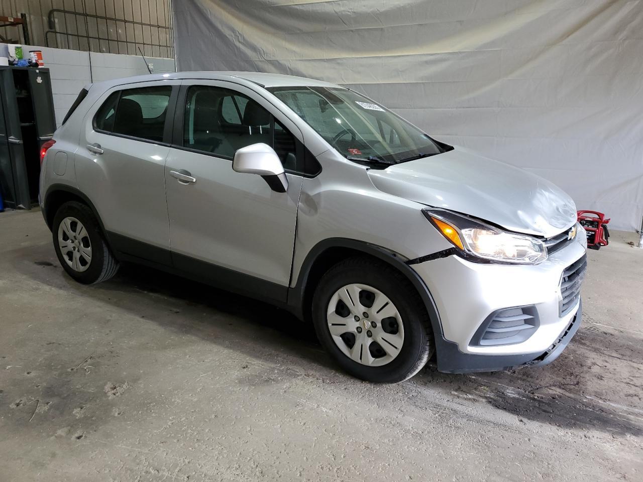 2017 Chevrolet Trax Ls - Фото 4