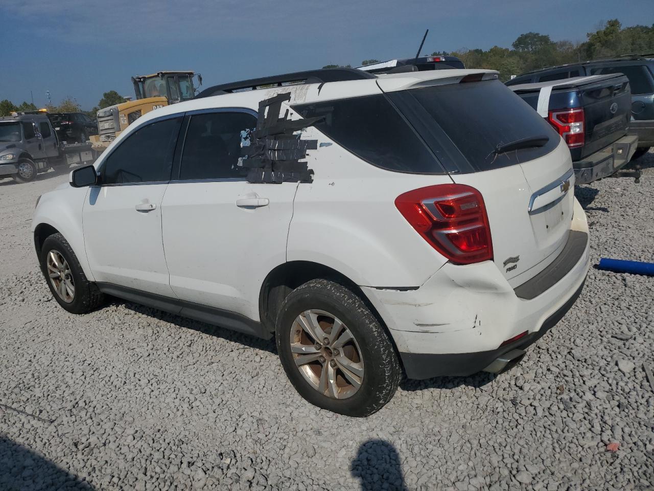 2016 Chevrolet Equinox Lt - Image 2