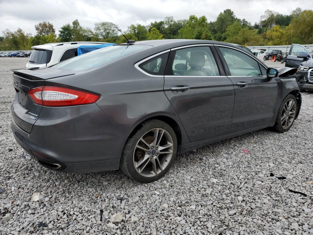 2016 Ford Fusion Titanium - Image 3