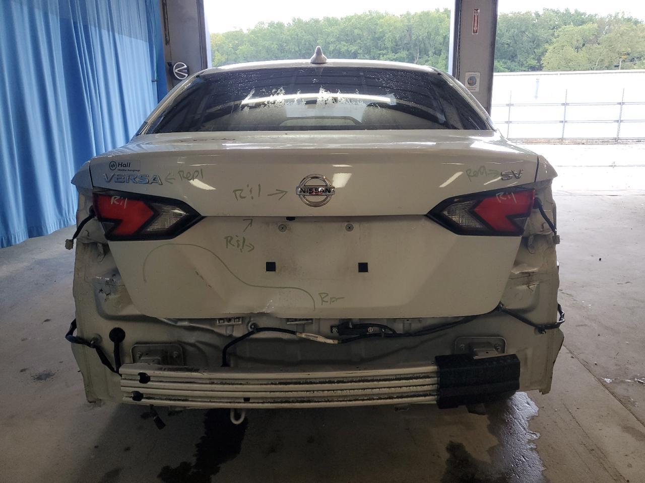 2021 Nissan Versa Sv - Image 6
