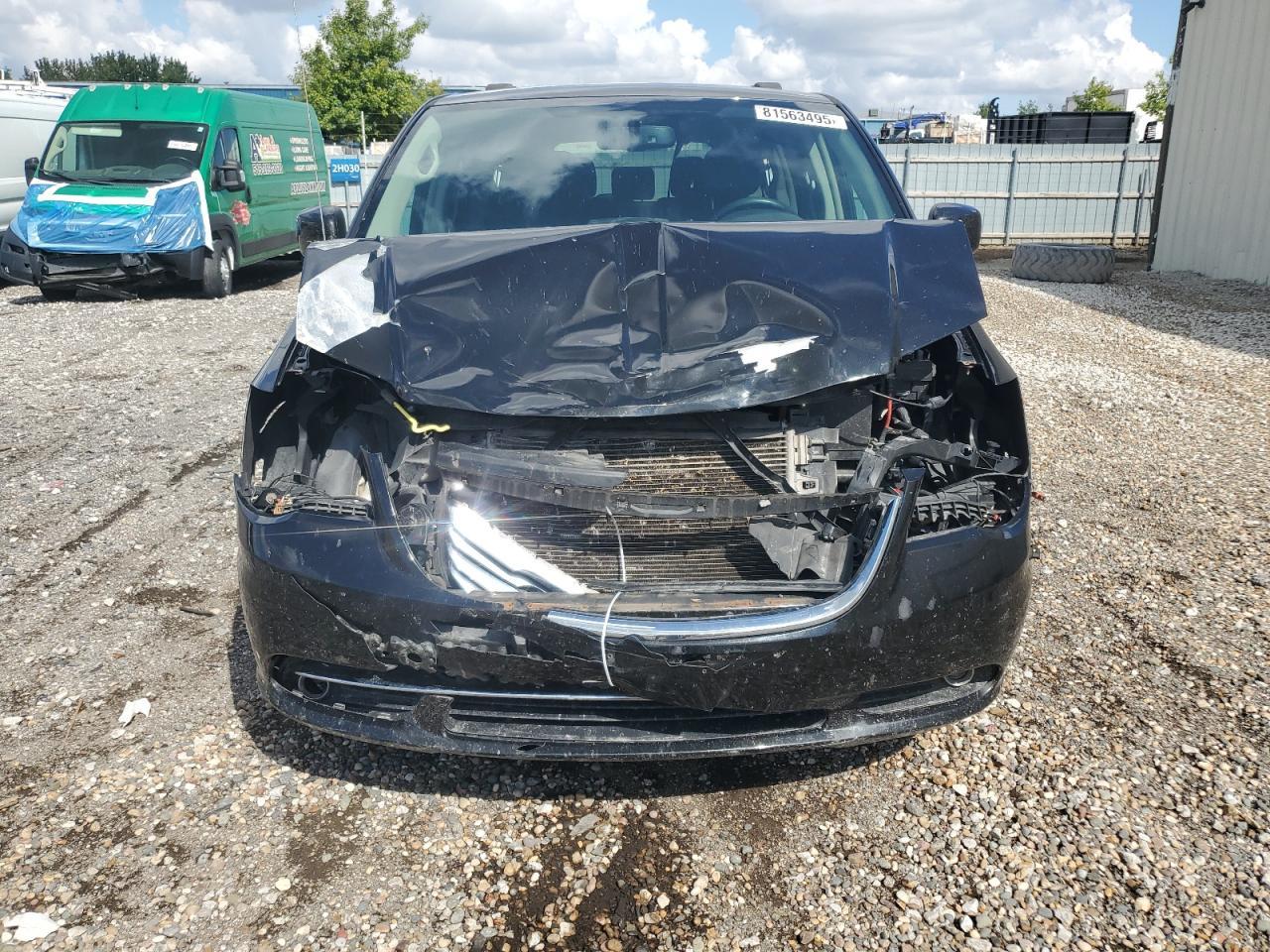 2014 Chrysler Town & Country Touring - Фото 5