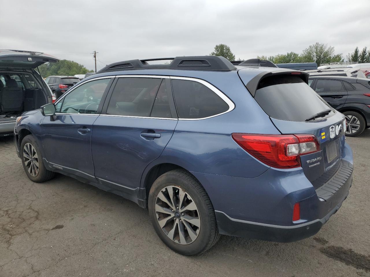 2017 Subaru Outback 3.6R Limited - Фото 2
