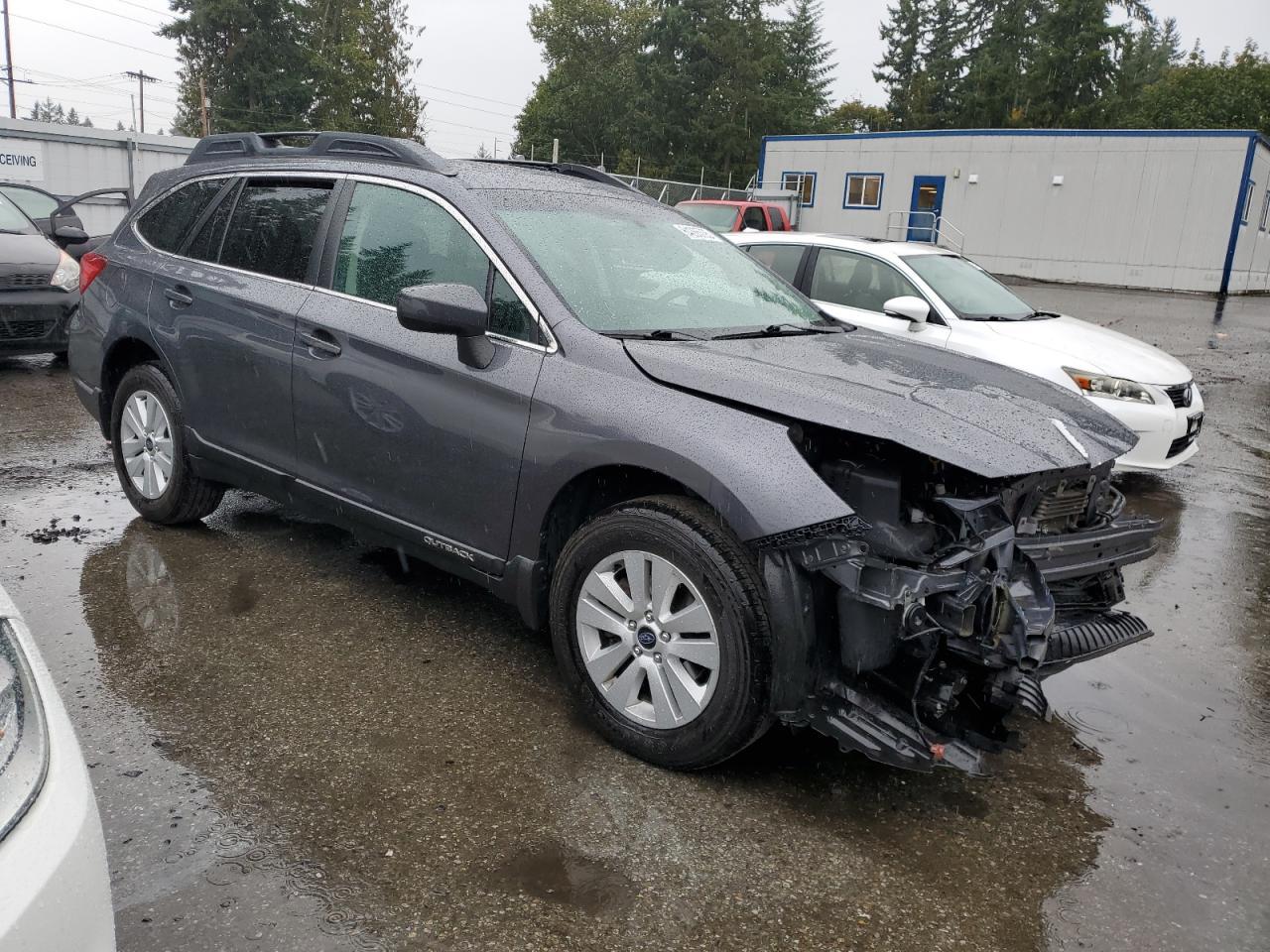 2018 Subaru Outback 2.5I Premium - Image 4