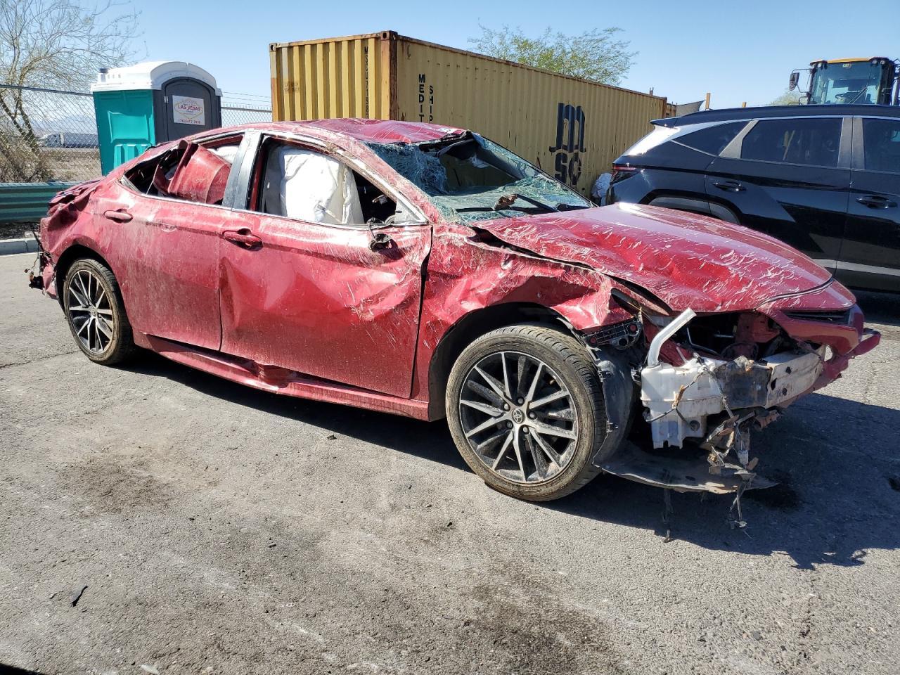 2021 Toyota Camry Se - Фото 4