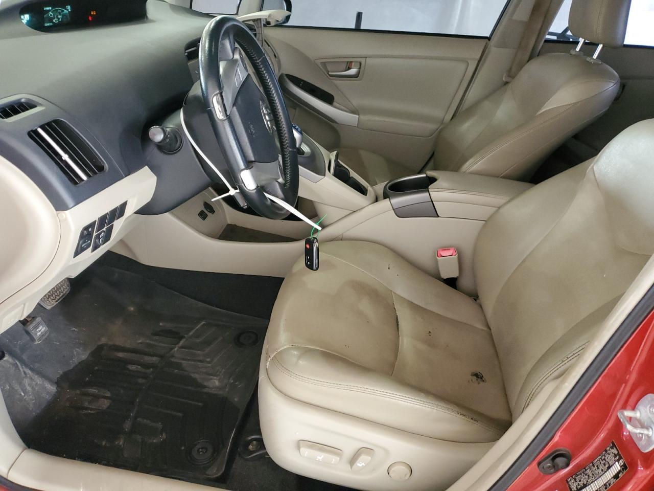 2013 Toyota Prius - Фото 7
