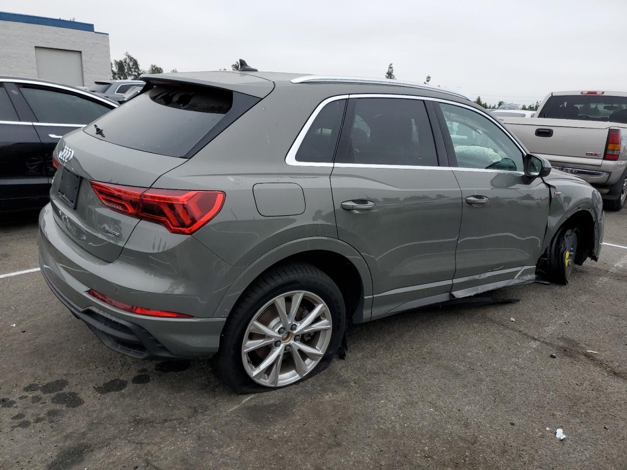 2025 Audi Q3 Premium Plus S Line 45 - Фото 3