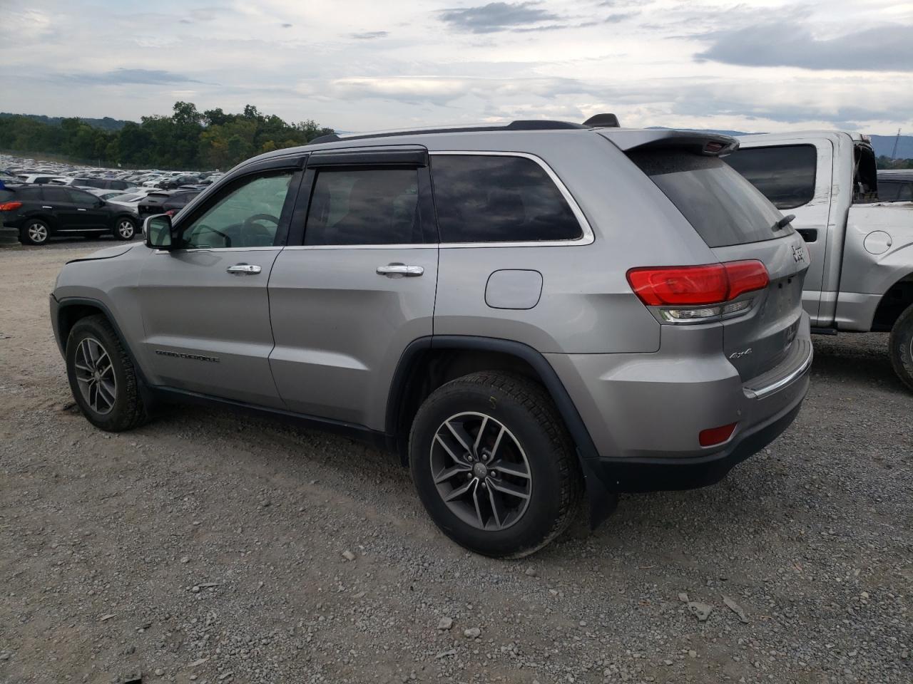 2018 Jeep Grand Cherokee Limited - Image 2