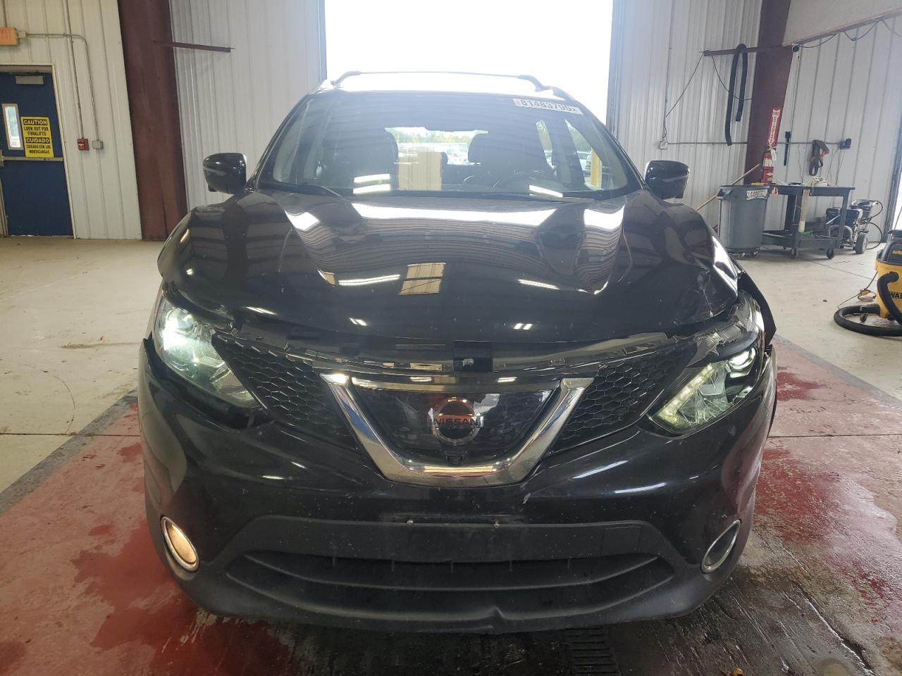 2017 Nissan Rogue Sport S - Фото 5