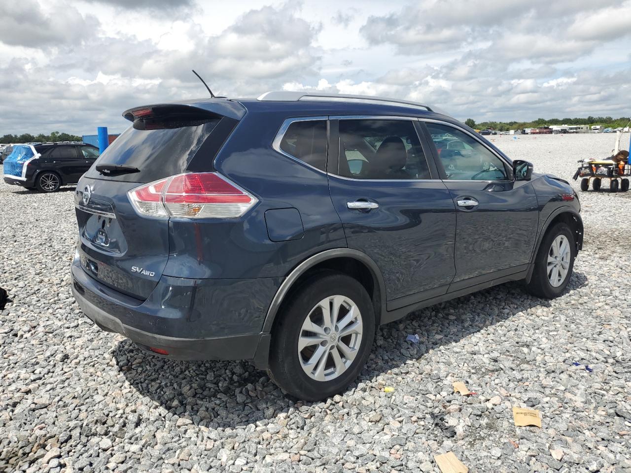 2016 Nissan Rogue S - Фото 3