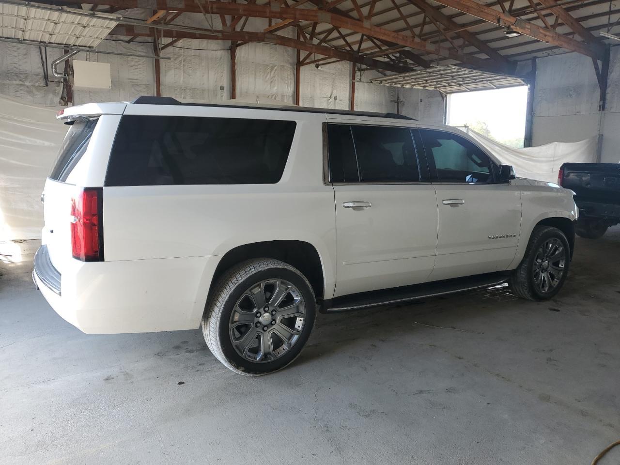2017 Chevrolet Suburban K1500 Premier - Фото 3