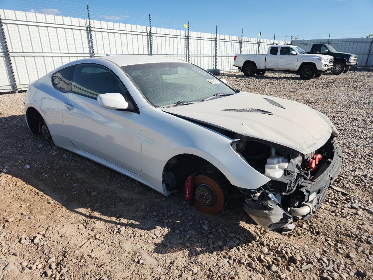 2013 Hyundai Genesis Coupe 2.0T - Фото 4