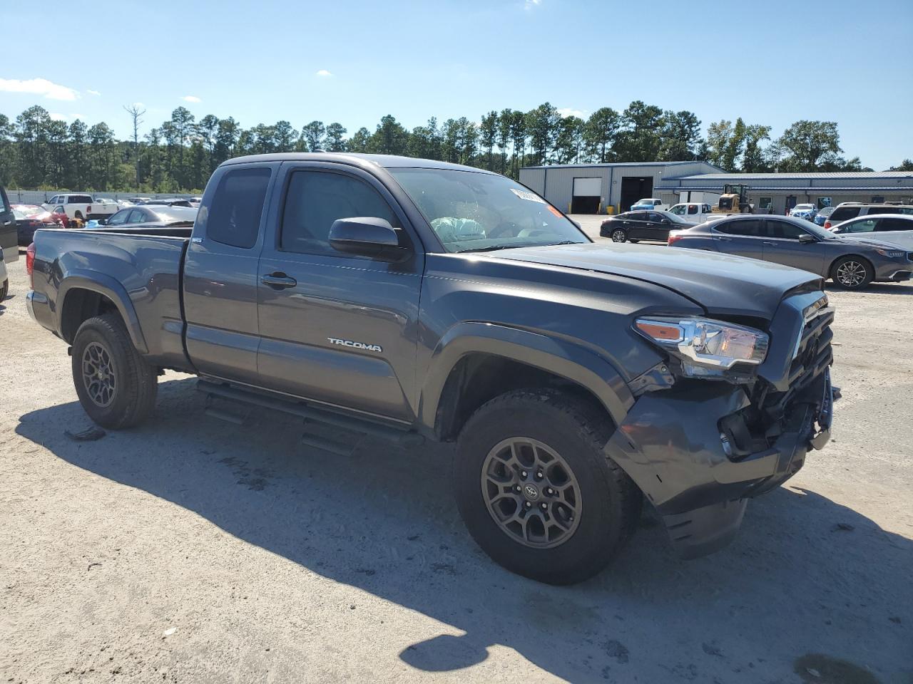 2018 Toyota Tacoma Access Cab - Фото 4