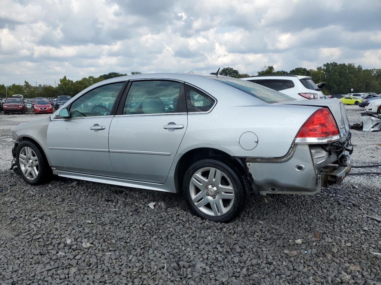 2011 Chevrolet Impala Ls - Фото 2