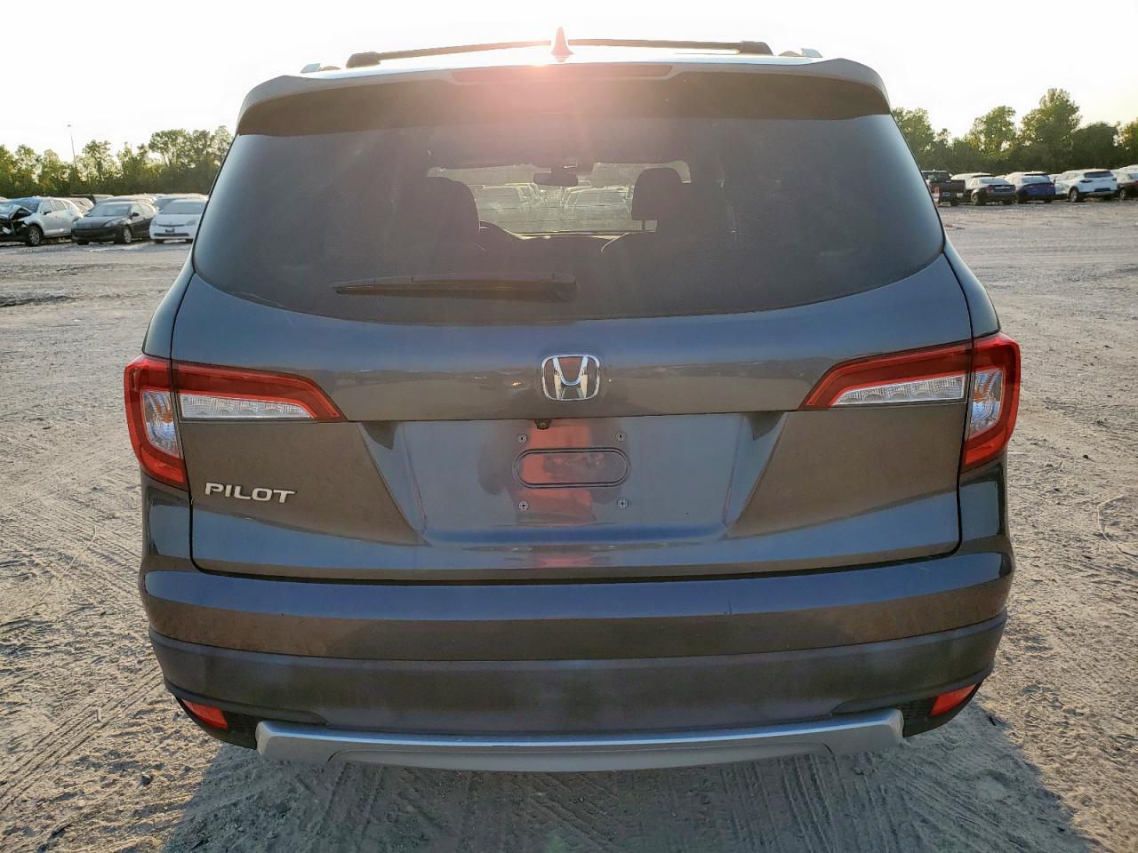 2021 Honda Pilot Ex - Image 6