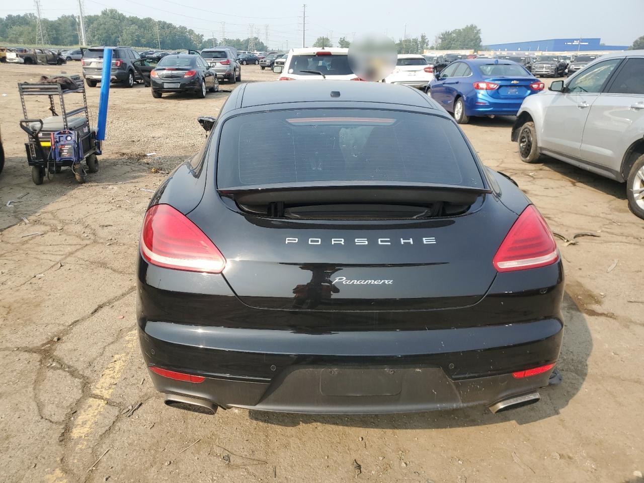 2016 Porsche Panamera 2 - Фото 6