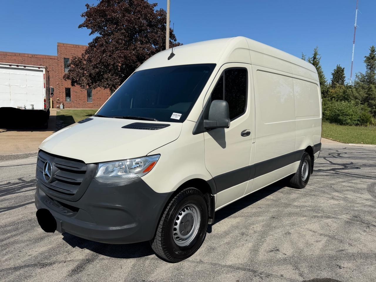 2020 Mercedes-Benz Sprinter 2500 - Фото 2