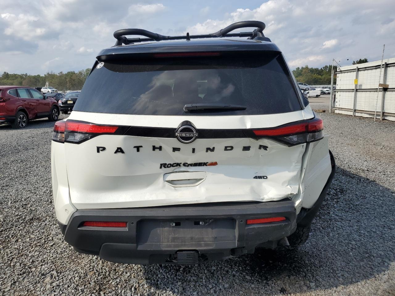 2023 Nissan Pathfinder Sv - Фото 6