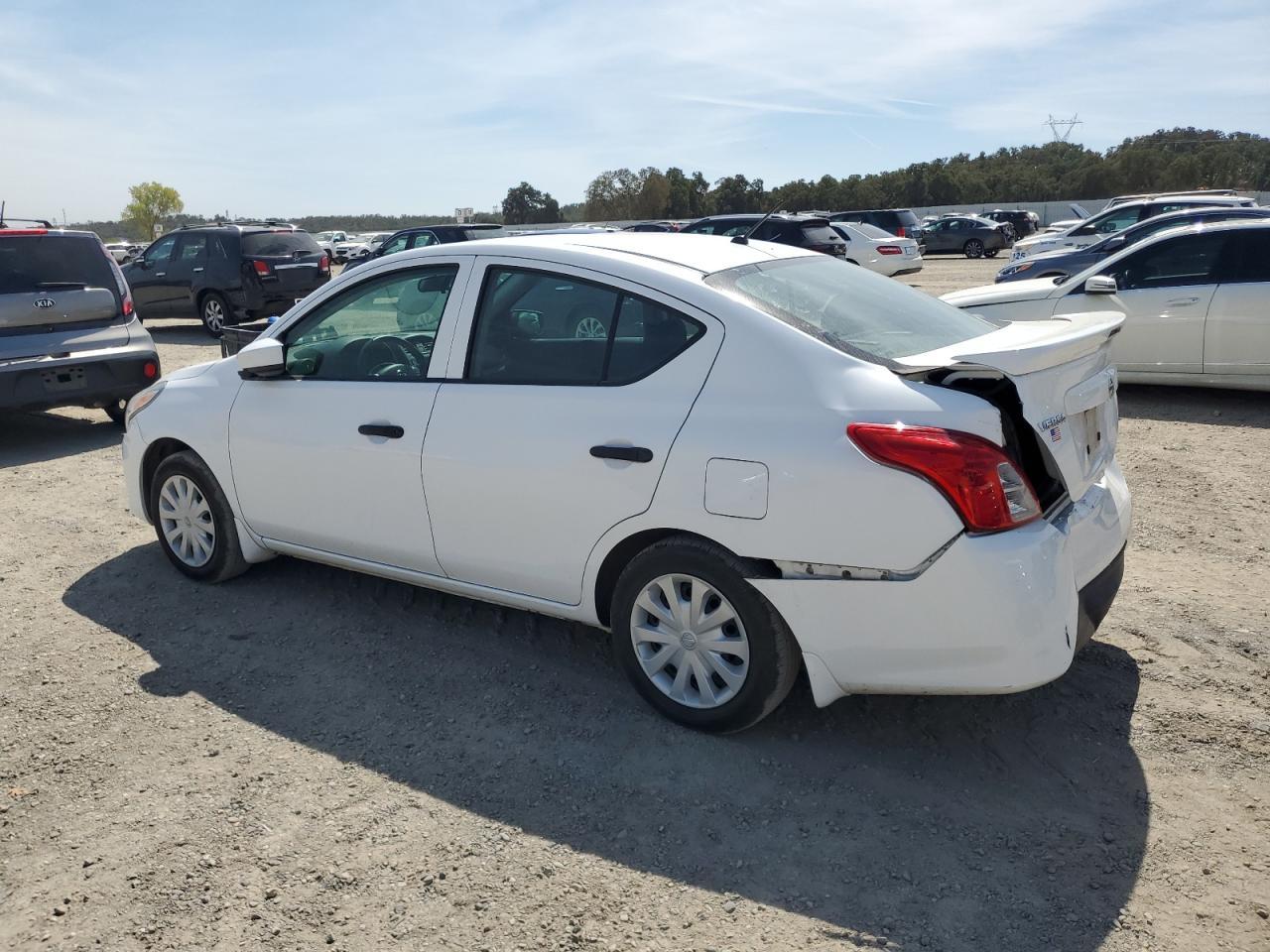 2019 Nissan Versa S - Image 2
