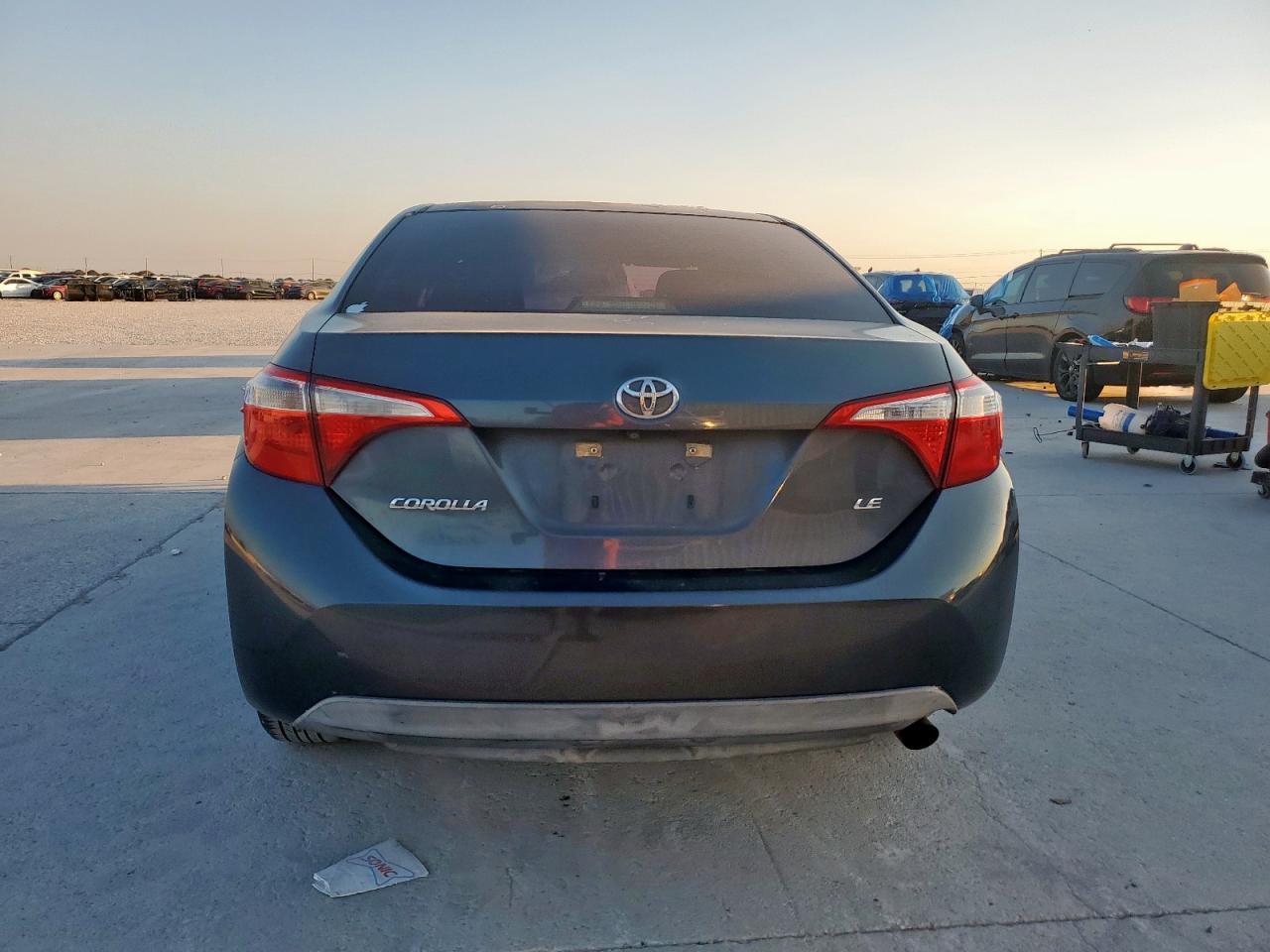 2014 Toyota Corolla L - Фото 6