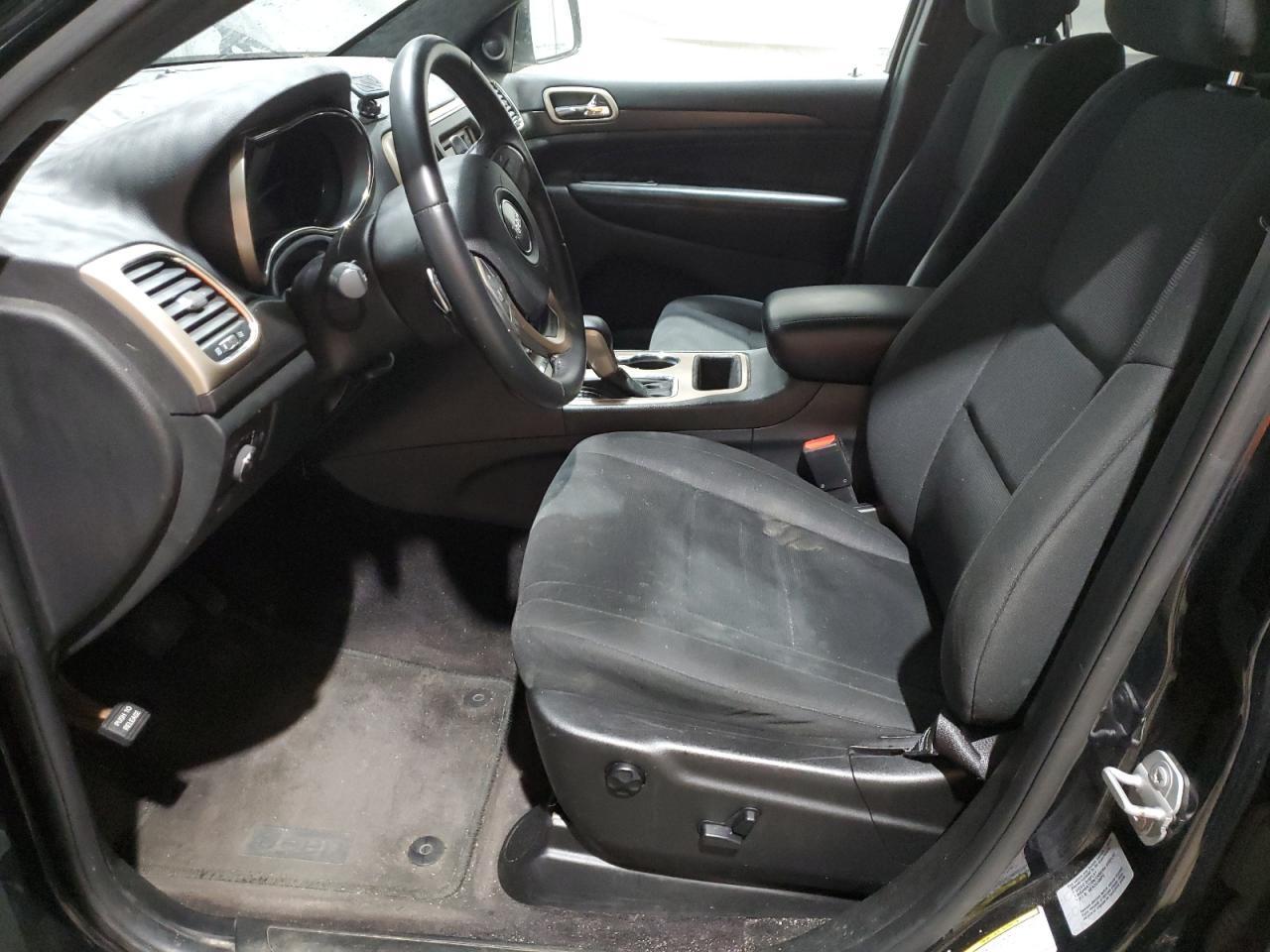 2017 Jeep Grand Cherokee Laredo - Image 7