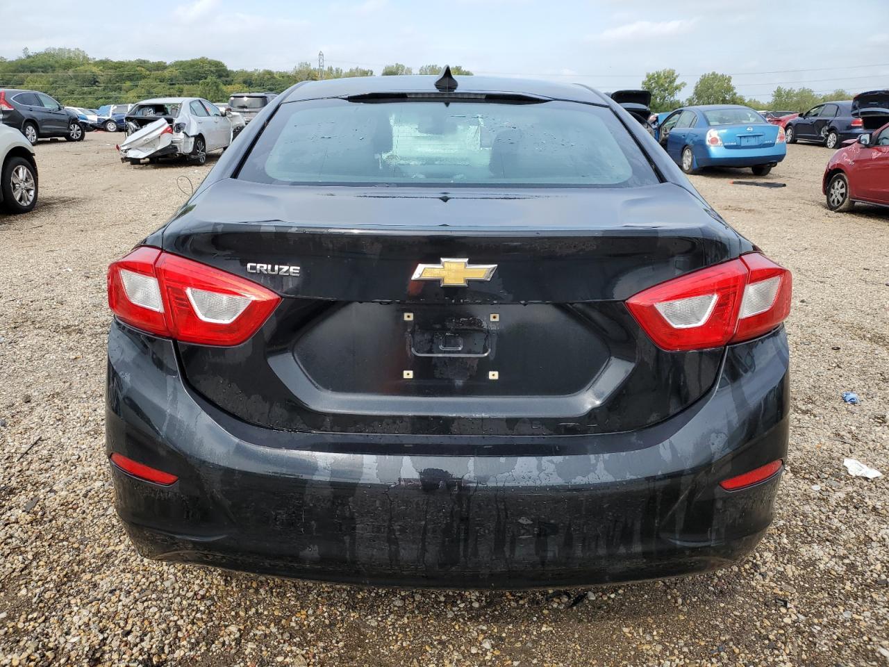 2017 Chevrolet Cruze Ls - Фото 6