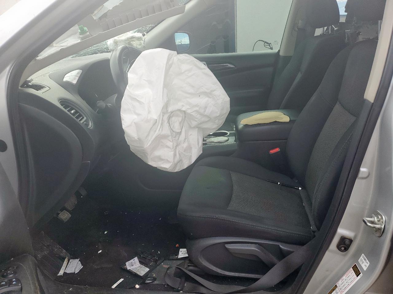 2019 Nissan Pathfinder S - Фото 7