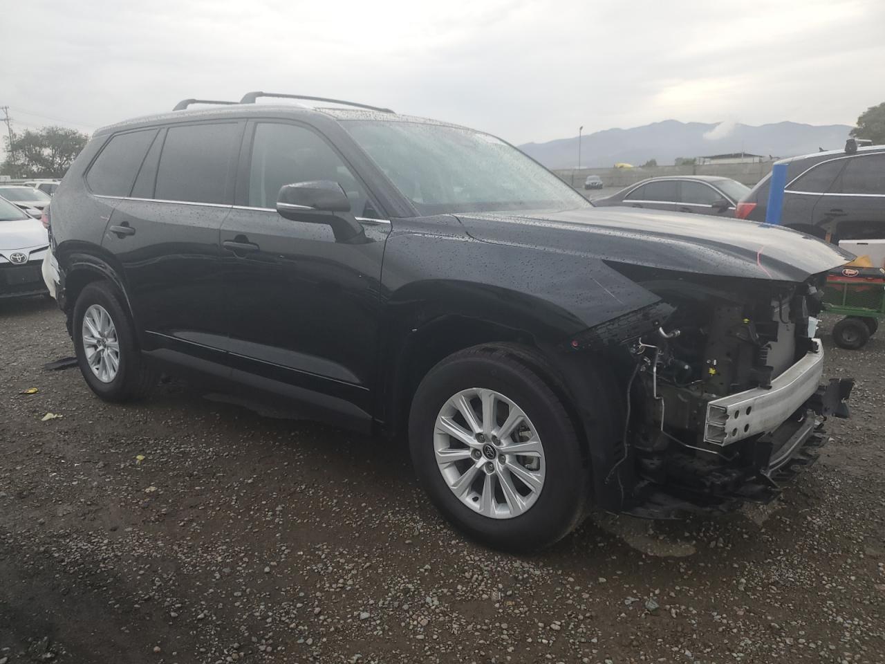 2025 Toyota Grand Highlander Le - Image 4