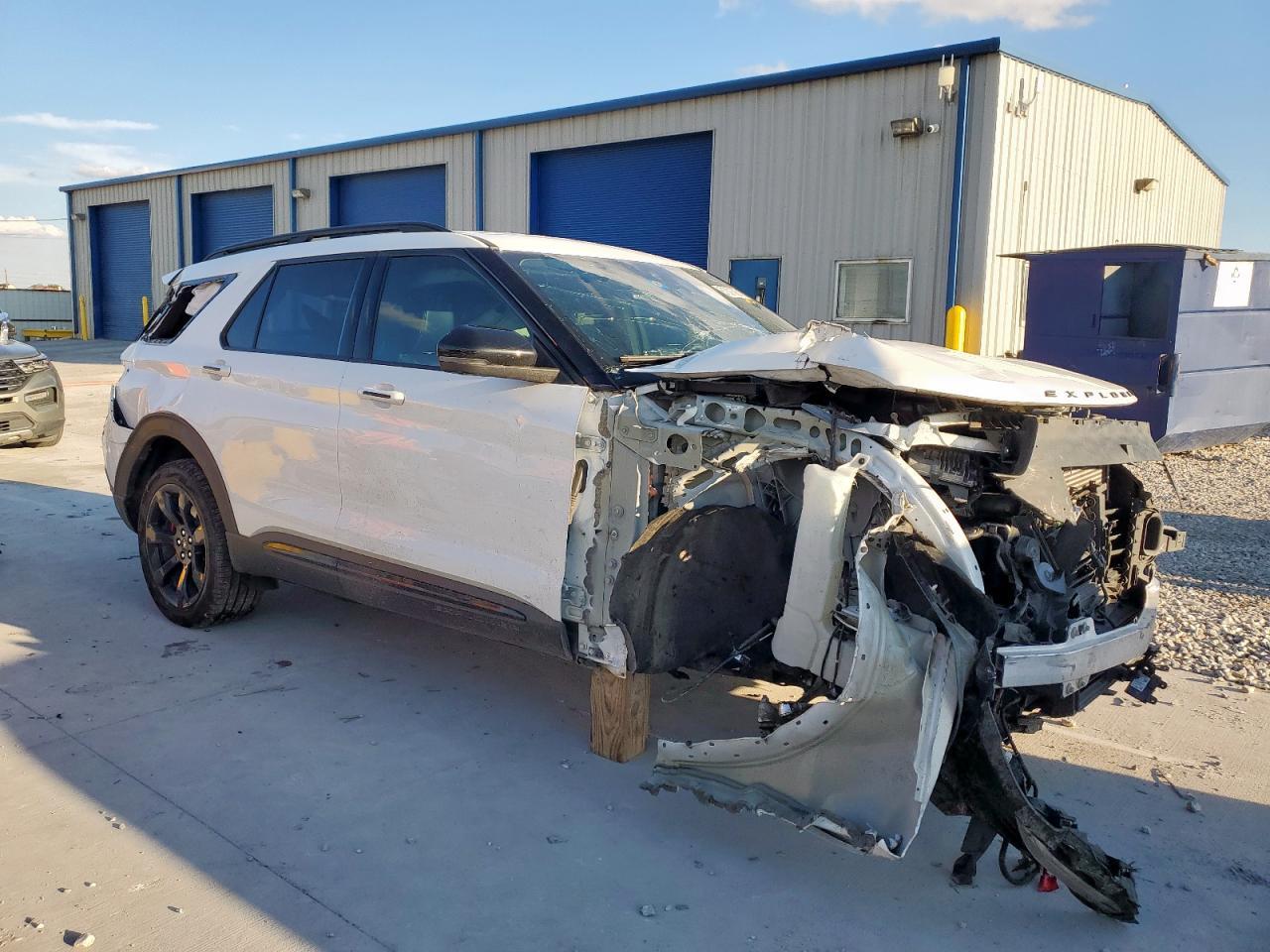 2021 Ford Explorer St - Image 4