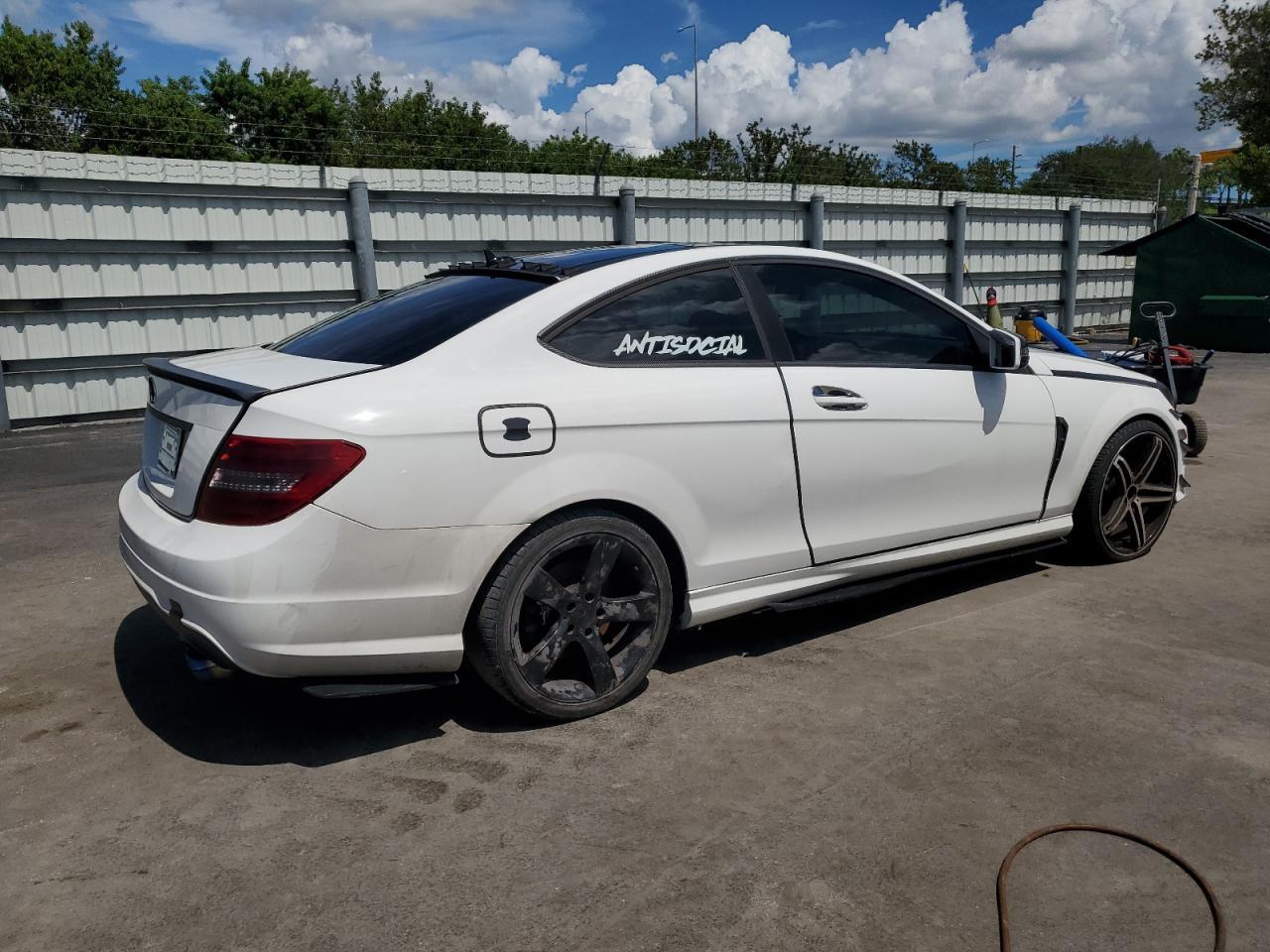 2015 Mercedes-Benz C 350 - Фото 3