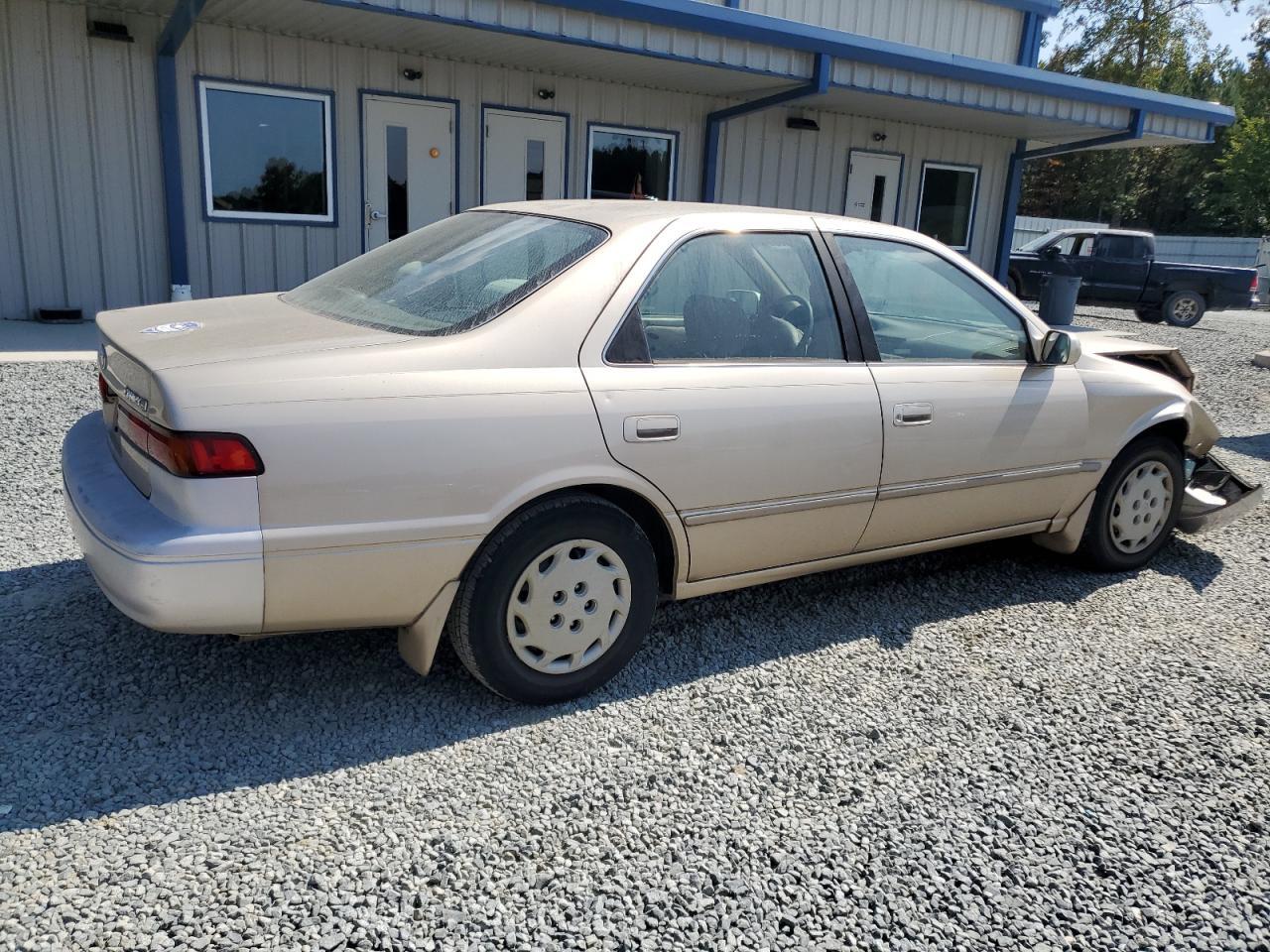 1999 Toyota Camry Le - Image 3