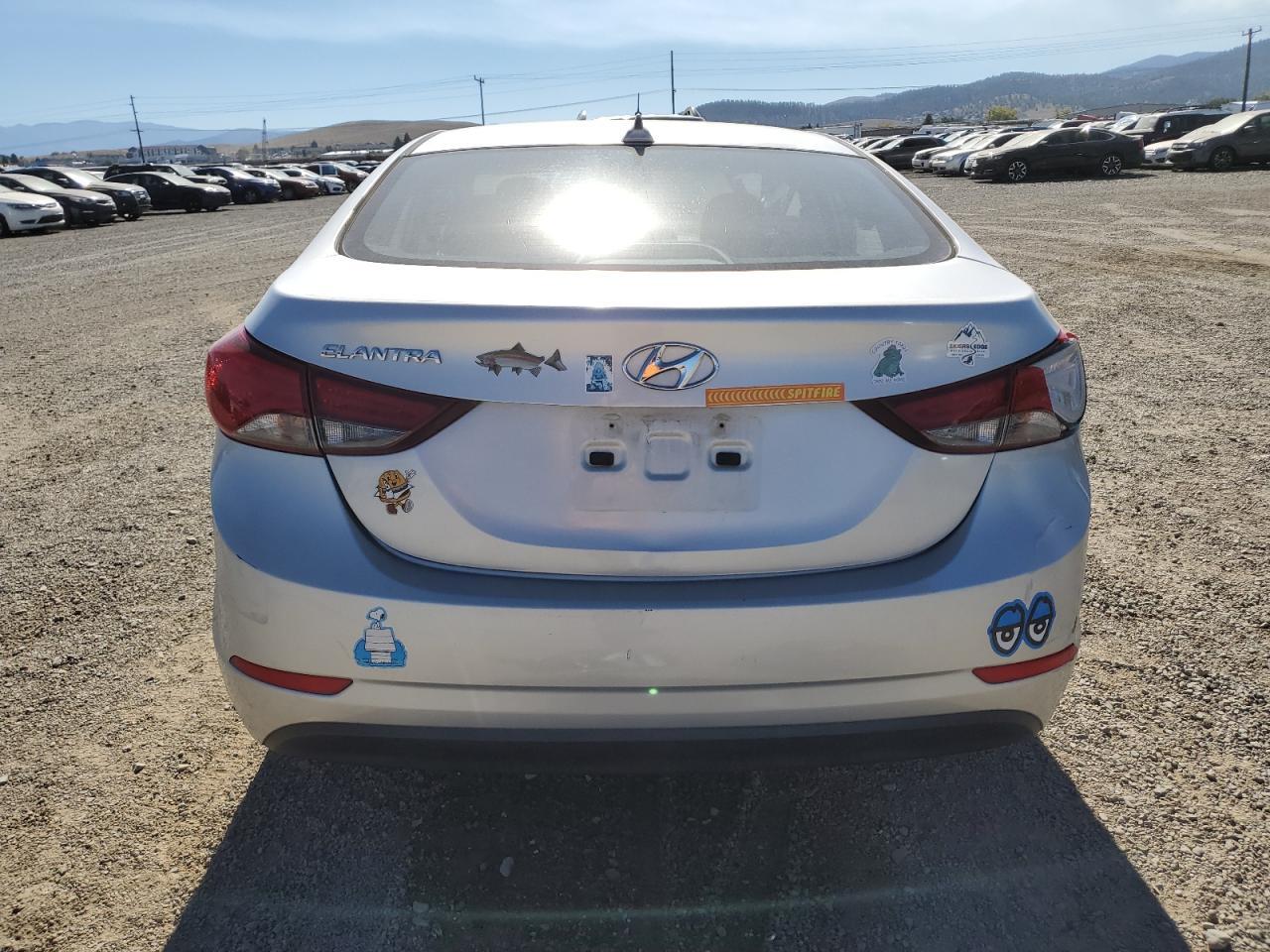 2016 Hyundai Elantra Se - Фото 6