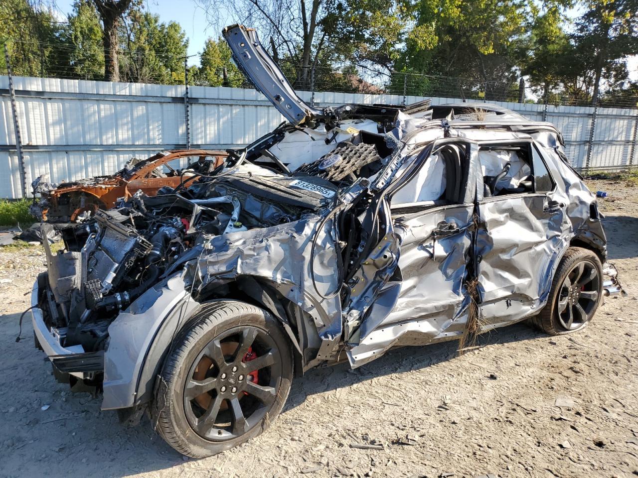 2023 Ford Explorer St