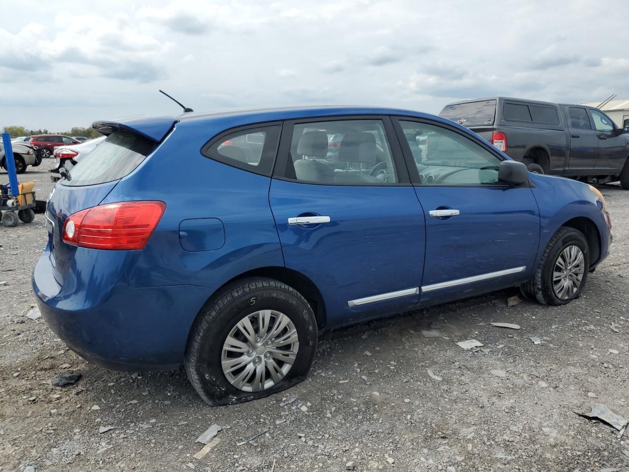 2011 Nissan Rogue S - Фото 3