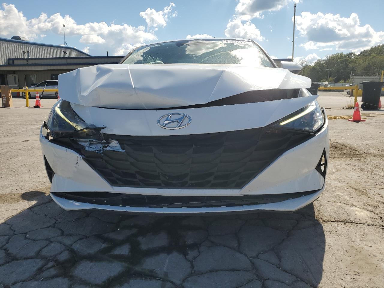 2021 Hyundai Elantra Sel - Image 5