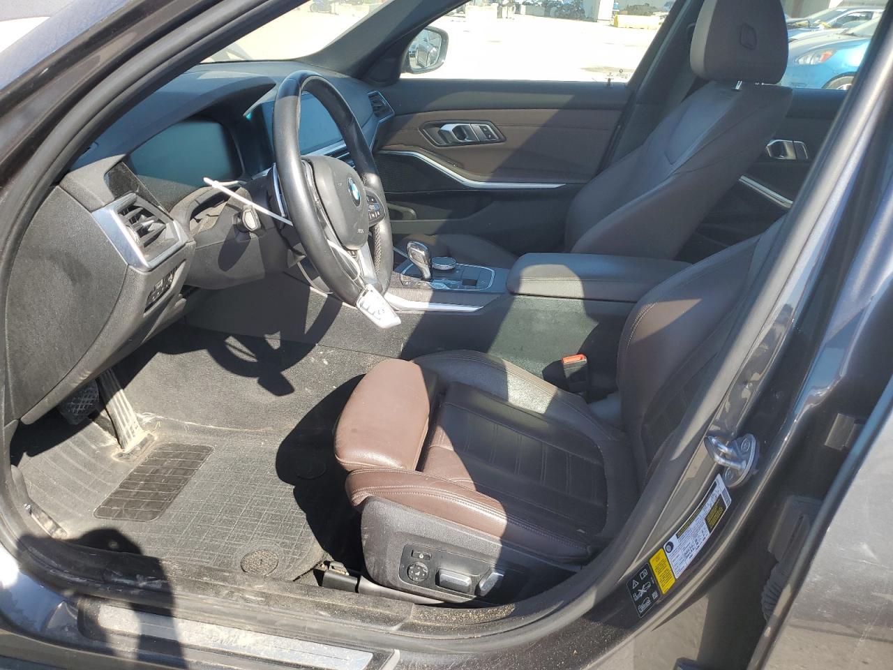 2019 BMW 330Xi - Фото 7