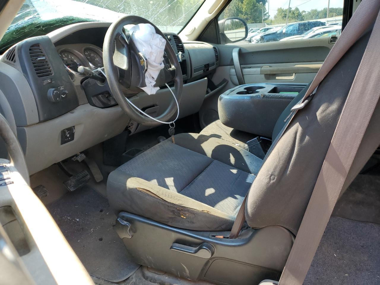 2011 Chevrolet Silverado K2500 Heavy Duty - Фото 7
