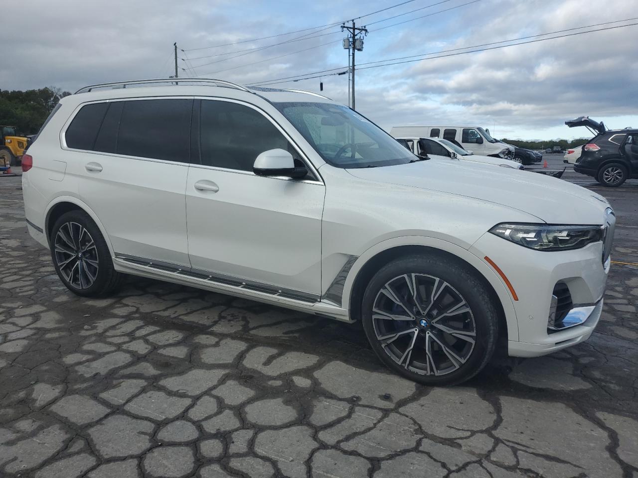 2019 BMW X7 xDrive50I - Image 4