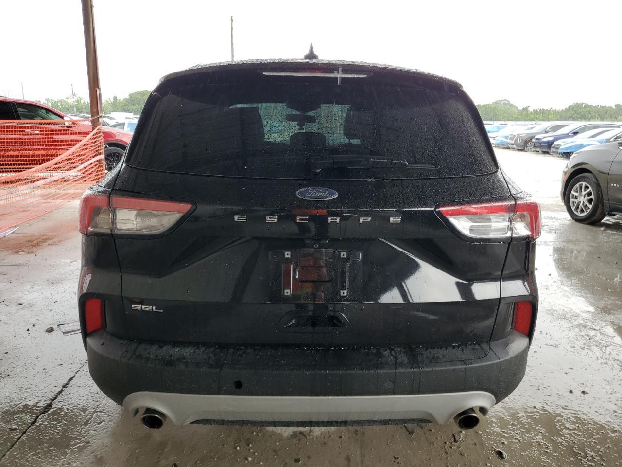 2022 Ford Escape Sel - Image 6