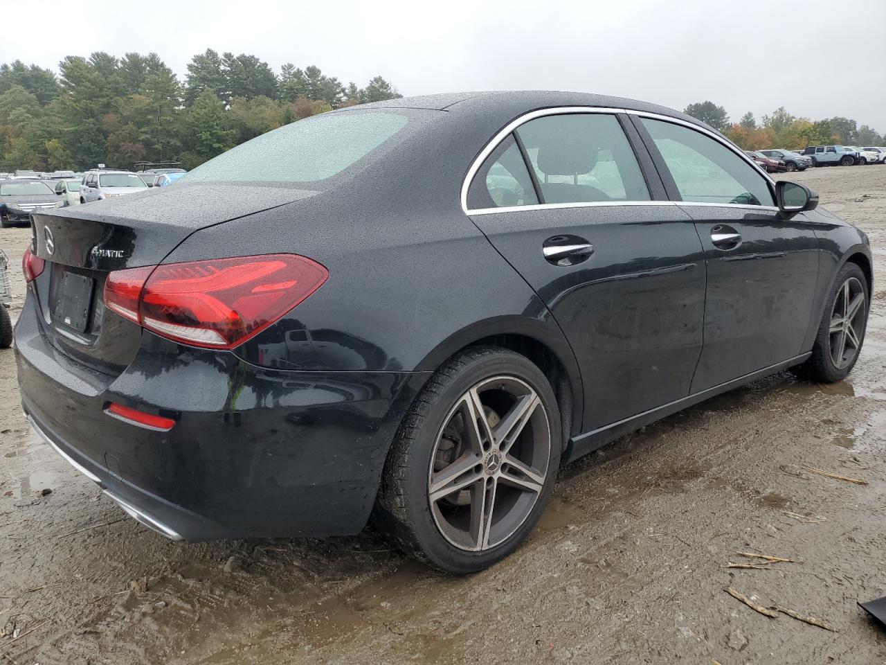 2019 Mercedes-Benz A 220 4Matic - Image 3