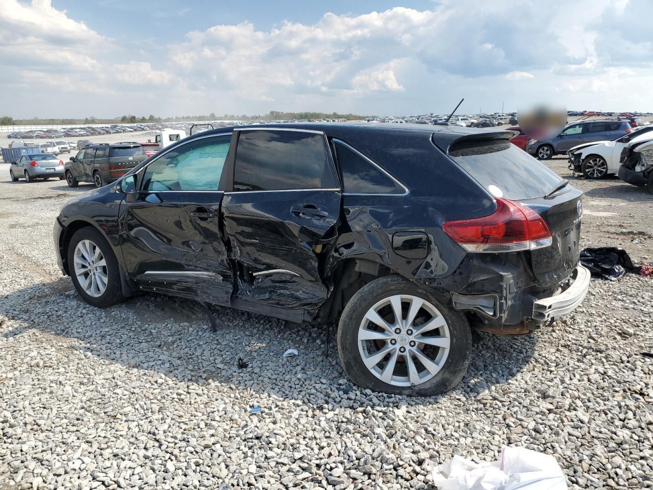 2013 Toyota Venza Le - Фото 2