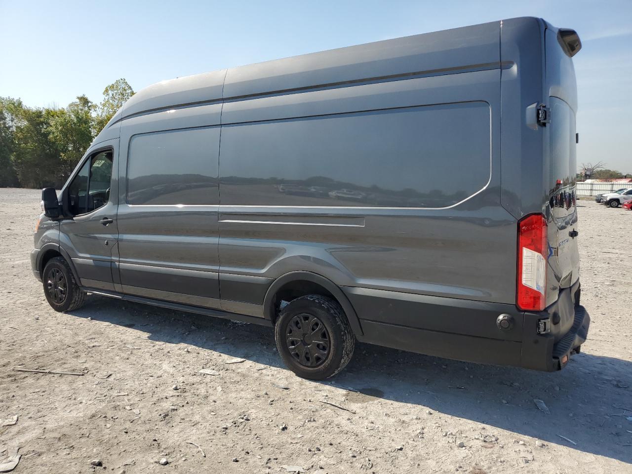 2022 Ford Transit T-250 - Фото 2