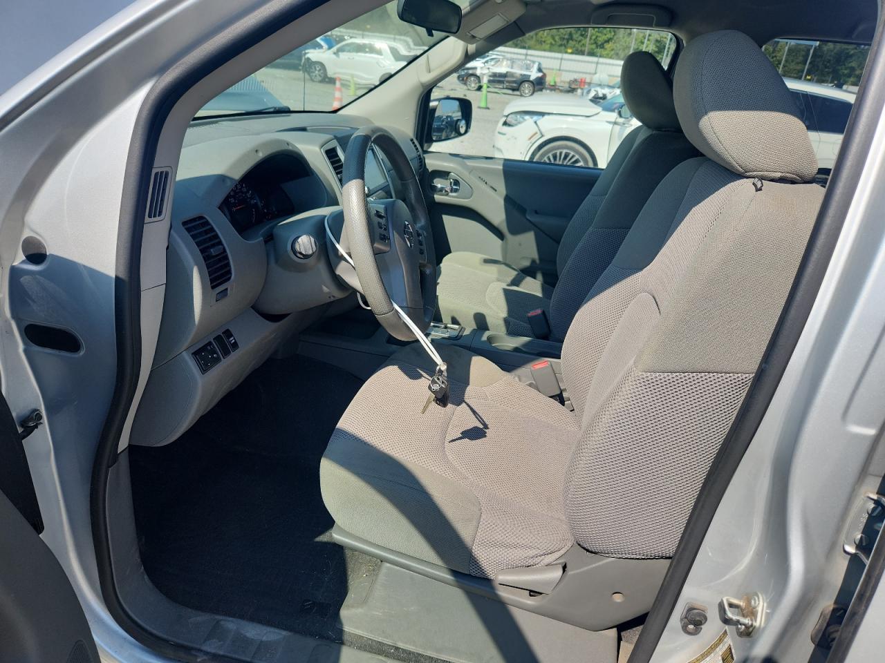 2019 Nissan Frontier S - Фото 7