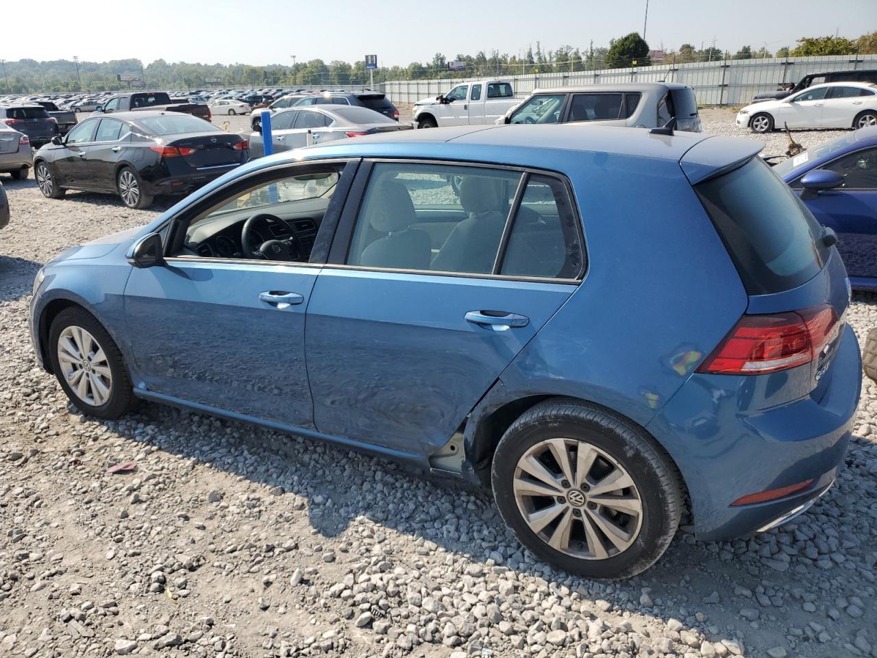 2021 Volkswagen Golf - Image 2