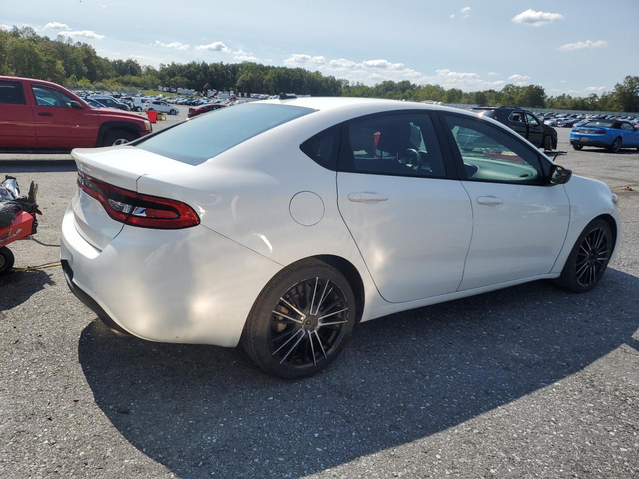 2015 Dodge Dart Sxt - Image 3