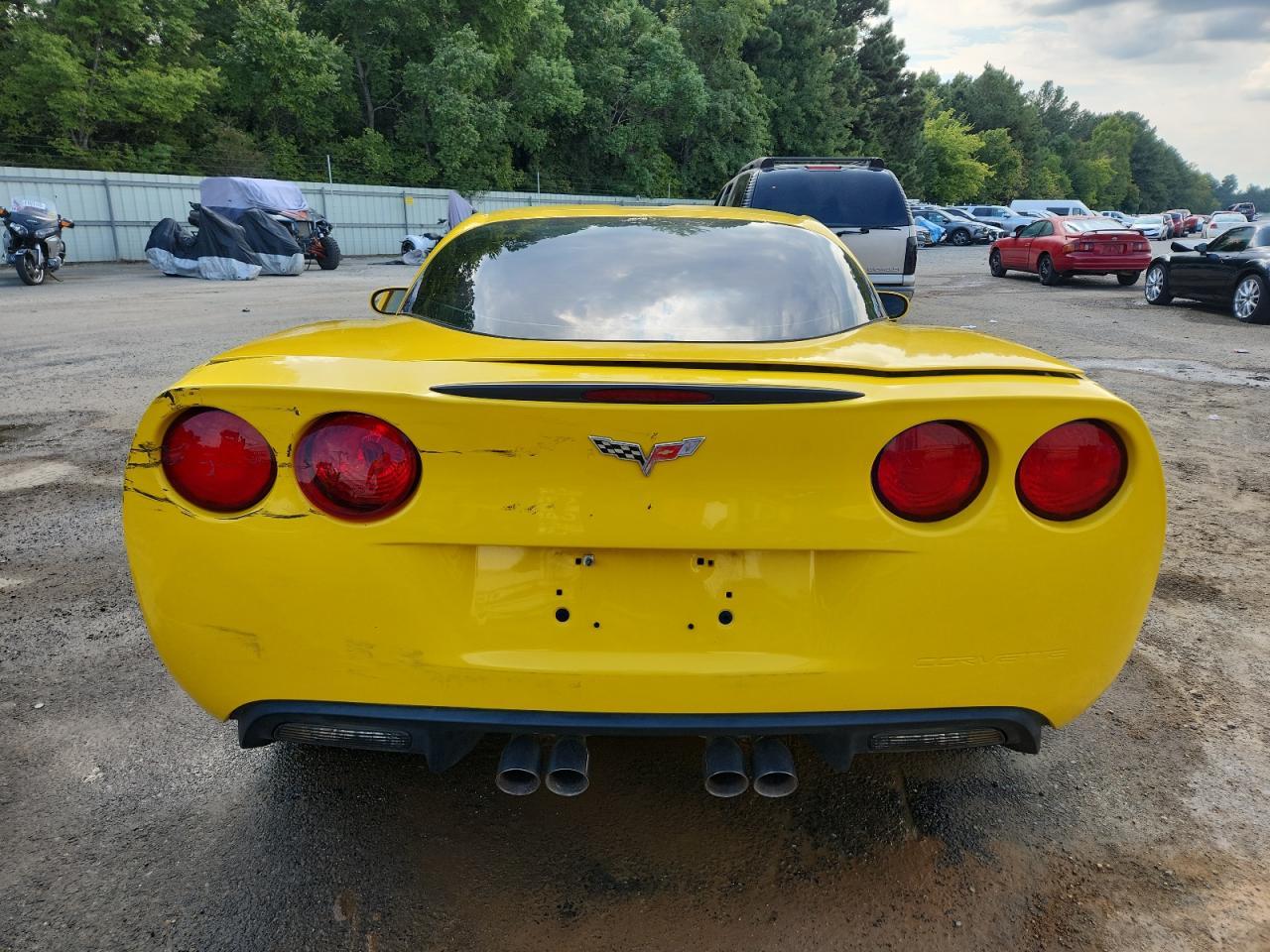 2011 Chevrolet Corvette - Фото 6