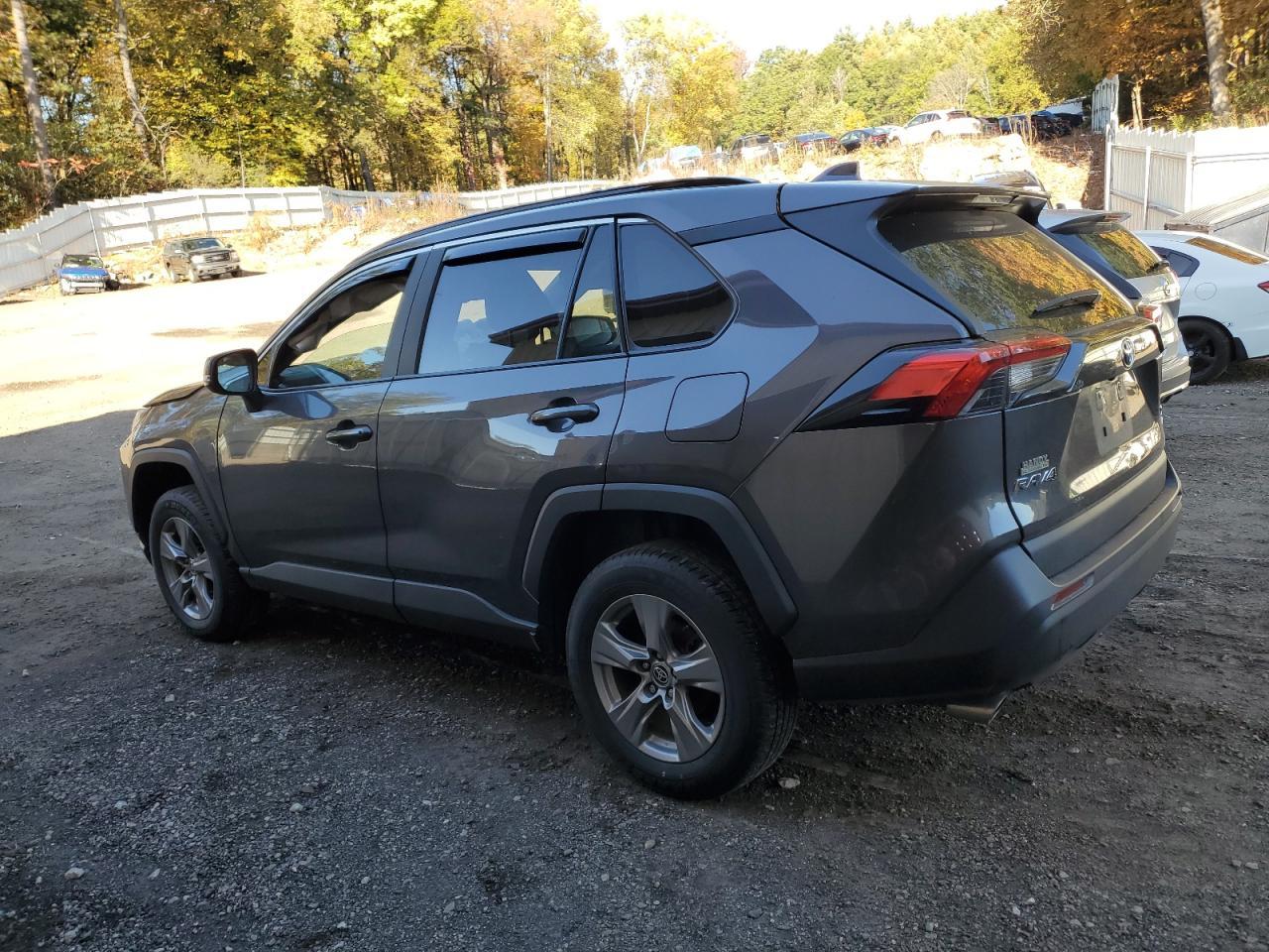 2024 Toyota Rav4 Xle - Фото 2