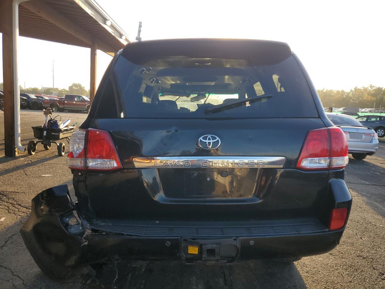 2011 Toyota Land Cruiser - Фото 6