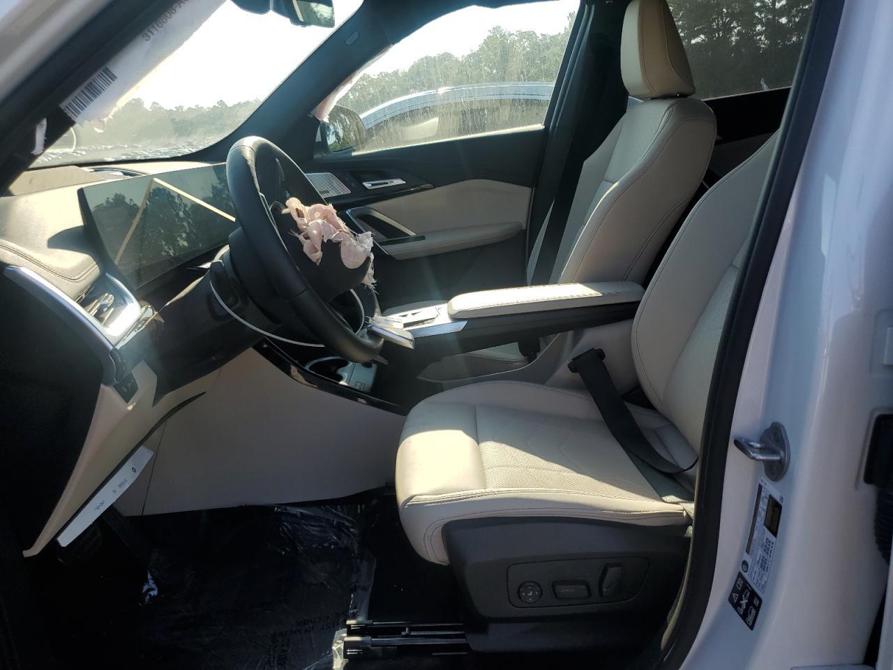 2025 BMW X1 xDrive28I - Фото 7